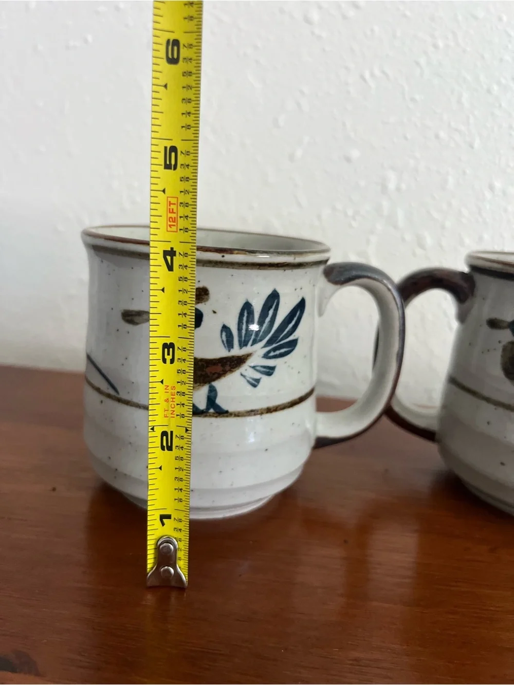 Set of Two Mugs Chicken/Bird Motif Mug — White and Blue